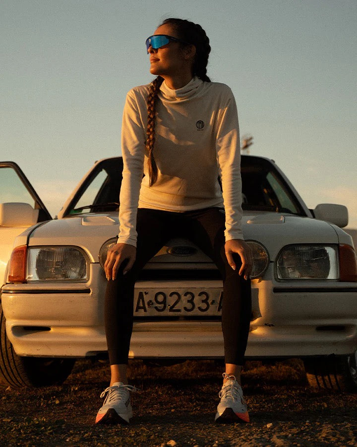 ÅSUNDEN LADIES HALF ZIP HOODIE OFFWHITE/NAVY
